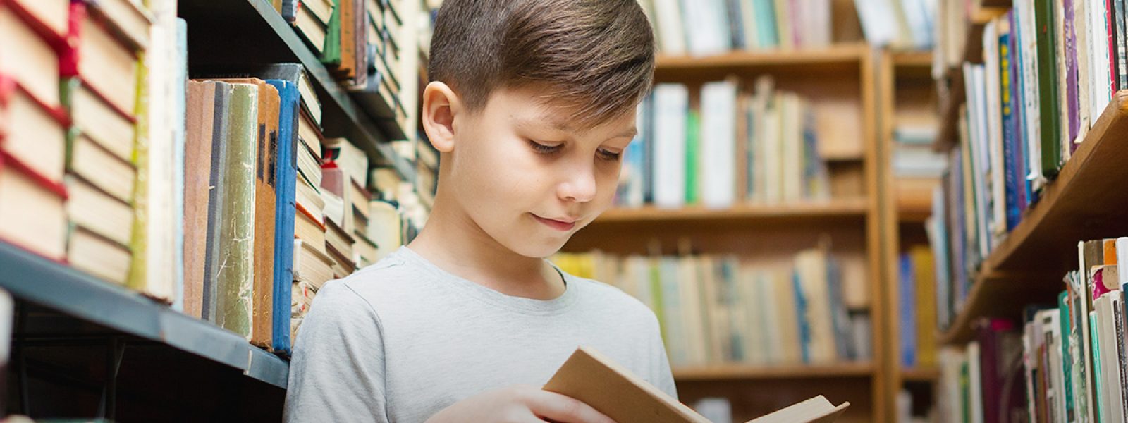 Cinco mitos sobre a leitura na infância que você precisa saber